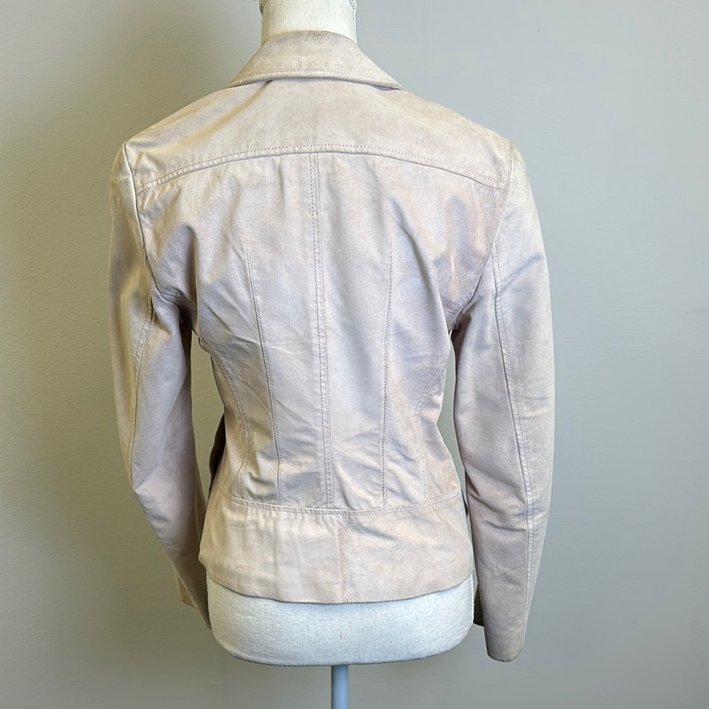 Women's Cream Blazer - Picture 6 of 10